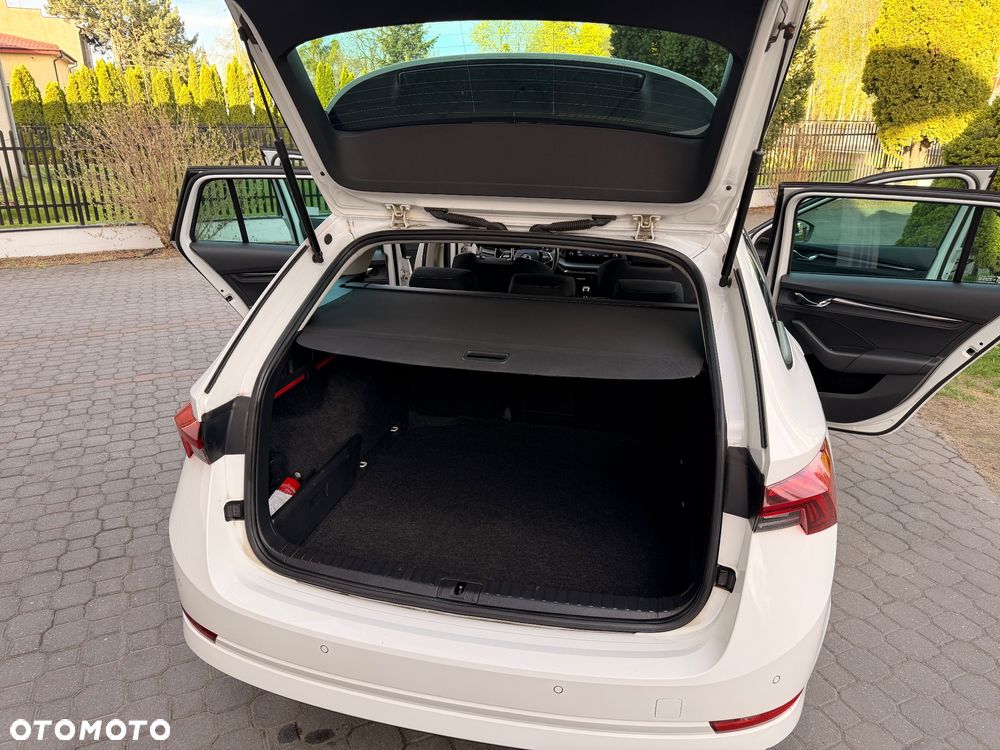 Skoda Octavia 1.5 TSI ACT Ambition - 28