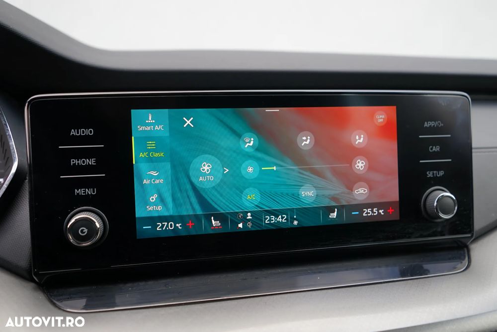 Skoda Octavia 2.0 TDI DSG Ambition - 17