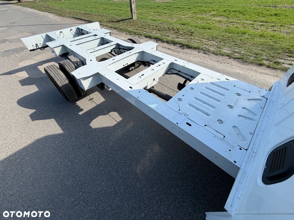 Renault Master * 2.3 / 165KM * Długa rama do zabudowy * Rozstaw osi: 4.3m * - 20