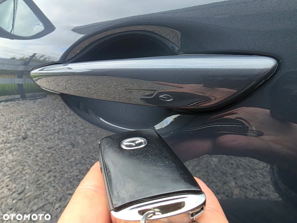 Mazda 3 e-SKYACTIV-G 2.0 M HYBRID SELECTION - 14