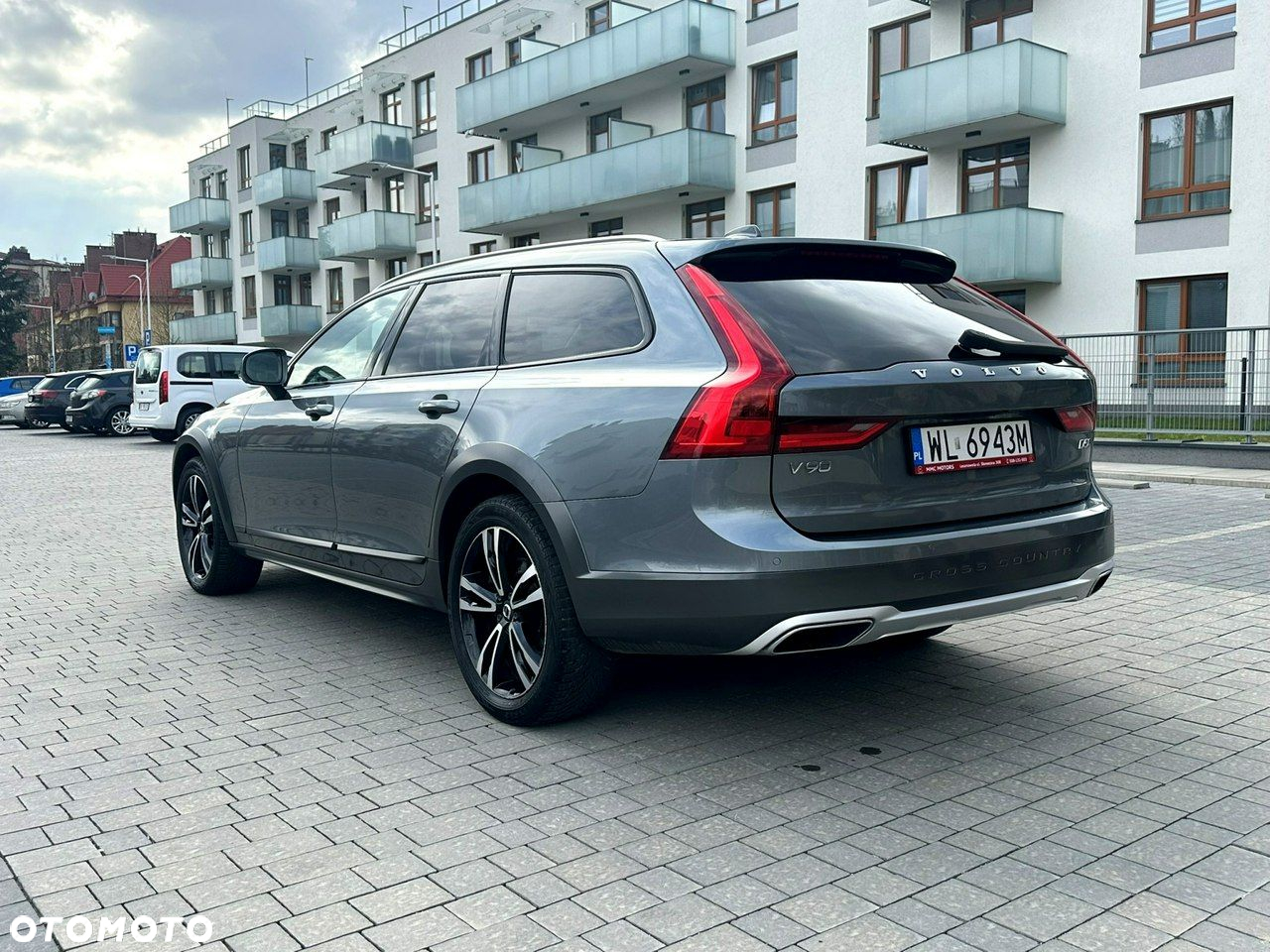 Volvo V90 Cross Country D5 SCR AWD Pro - 3