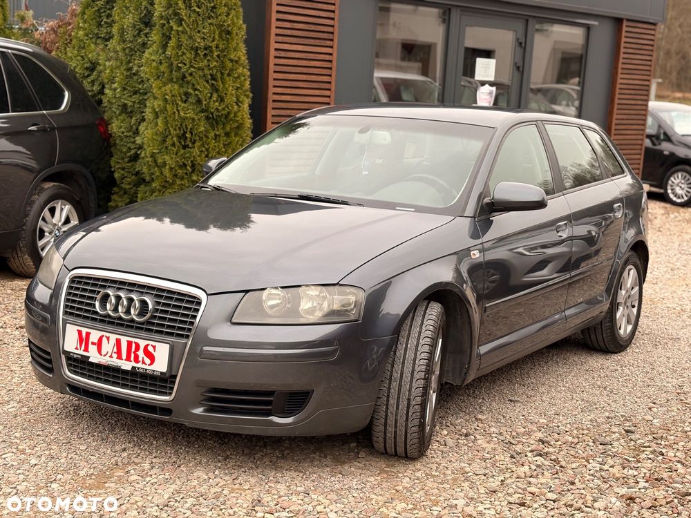 Audi A3 Sportback 1.9 TDI Attraction - 4