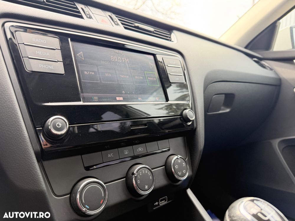 Skoda Octavia 1.6 TDI Active - 22