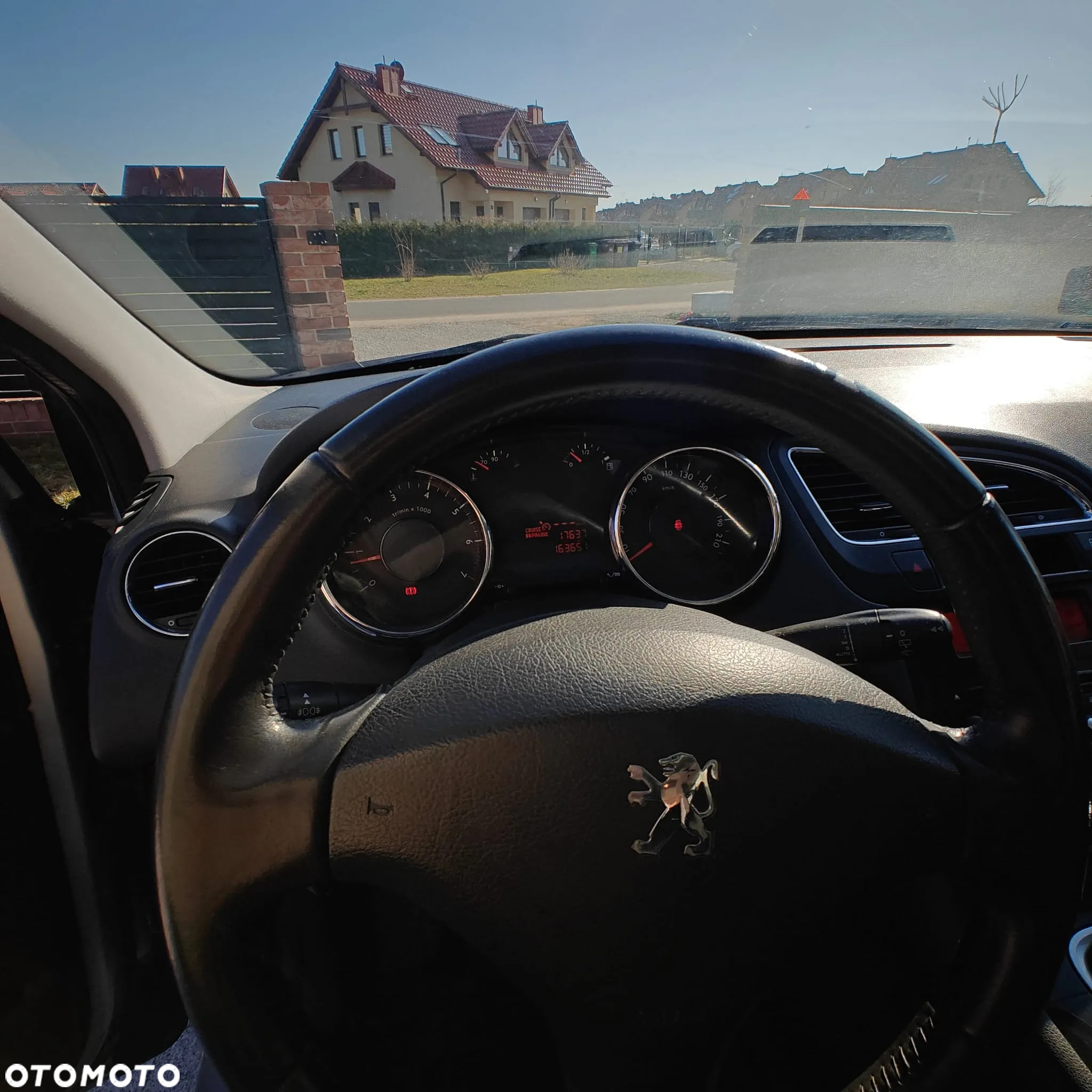 Peugeot 5008 1.6 THP Family 7os - 10