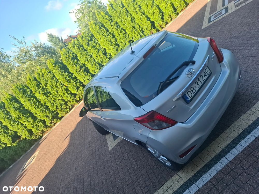 Toyota Yaris 1.0 Terra A/C - 9