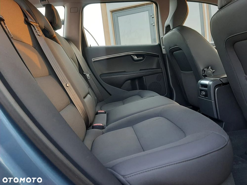 Volvo V70 D4 Summum - 22