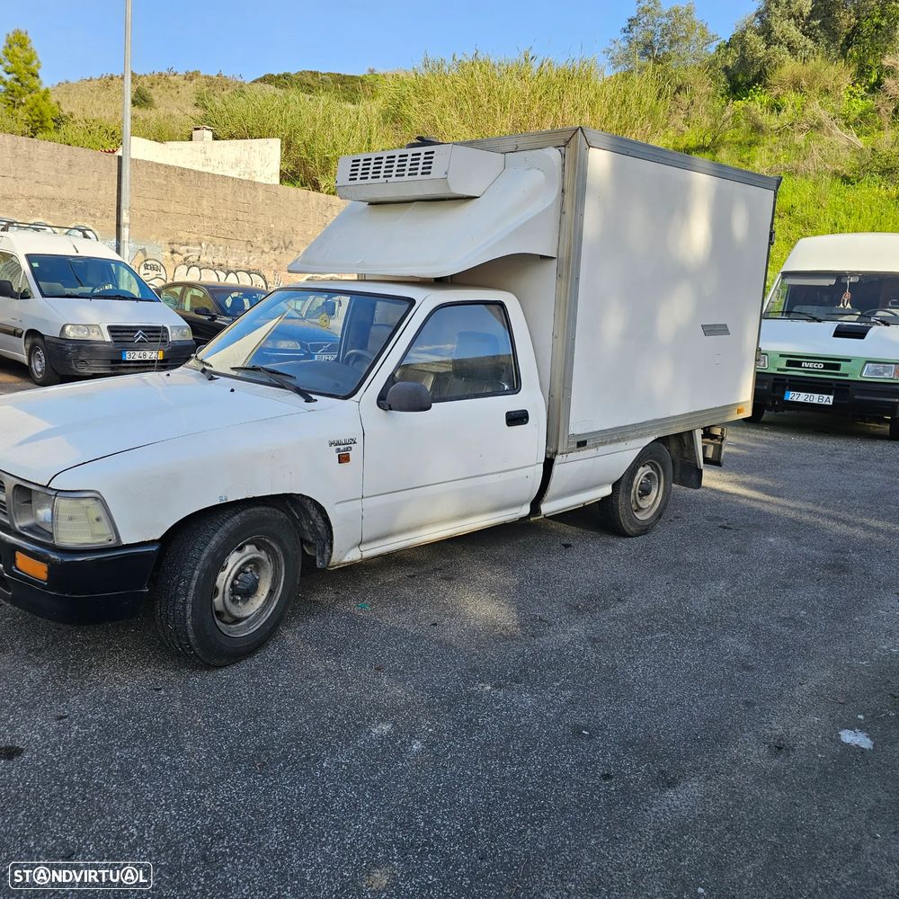 Toyota Hilux FRIGORÍFICA - 2