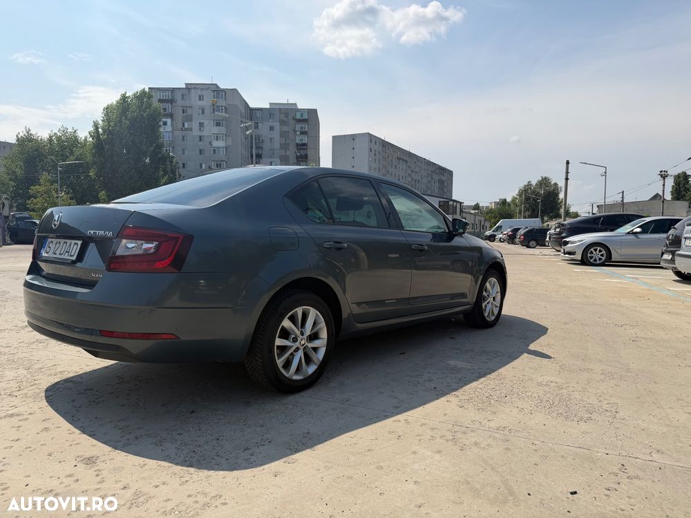 Skoda Octavia 2.0 TDI 4X4 STYLE - 6