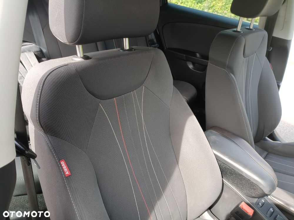 Seat Leon 1.6 TDI DPF Reference - 17