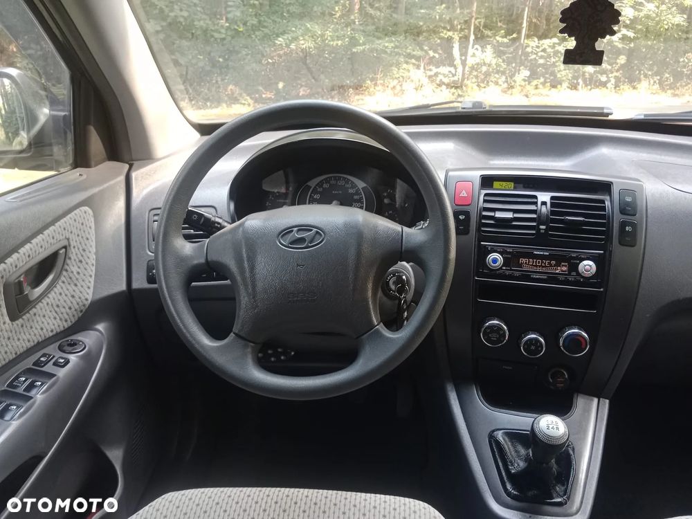 Hyundai Tucson 2.0 CRDi Active - 10
