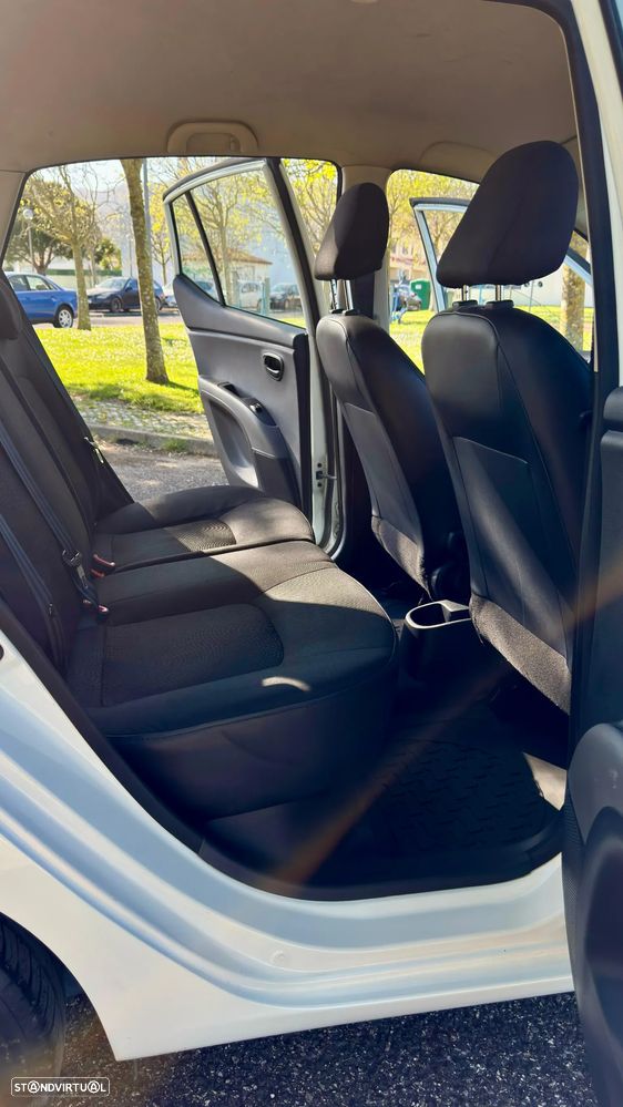 Hyundai i10 1.1 Comfort - 7