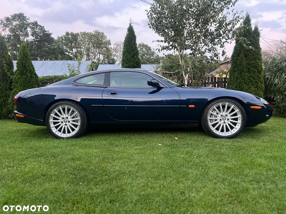 Jaguar XK8 - 24