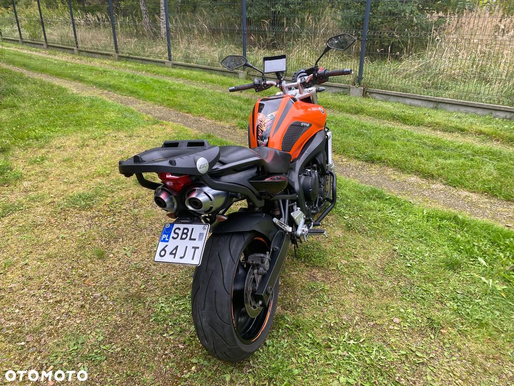 Yamaha FZ6 - 5