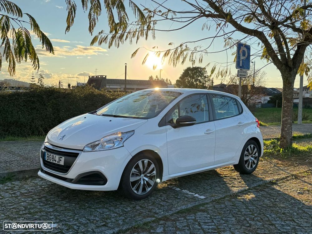 Peugeot 208 1.2 PureTech Active - 14