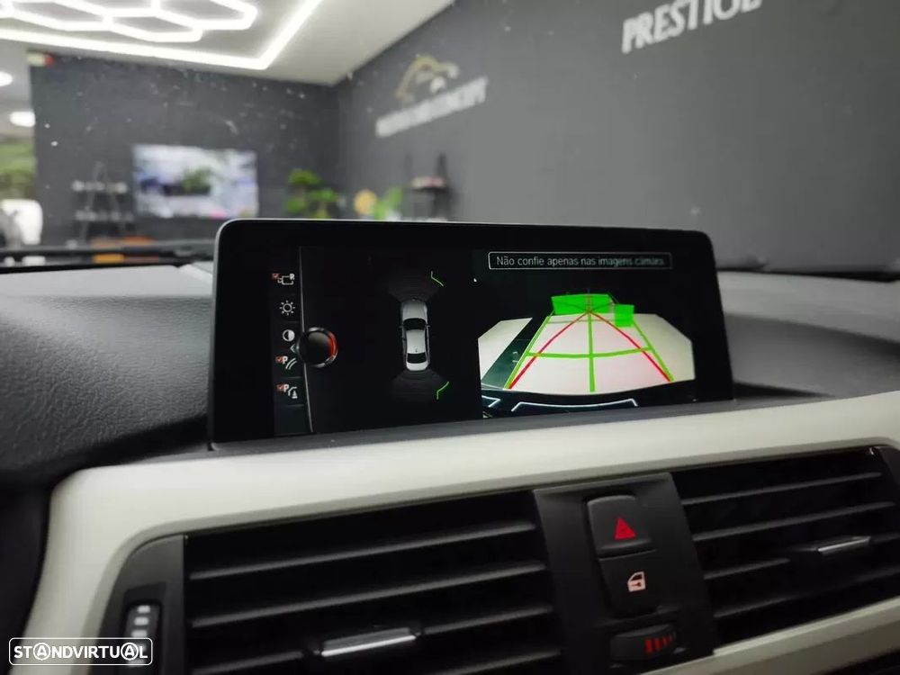 BMW 330 e iPerformance Line Luxury Purity - 39