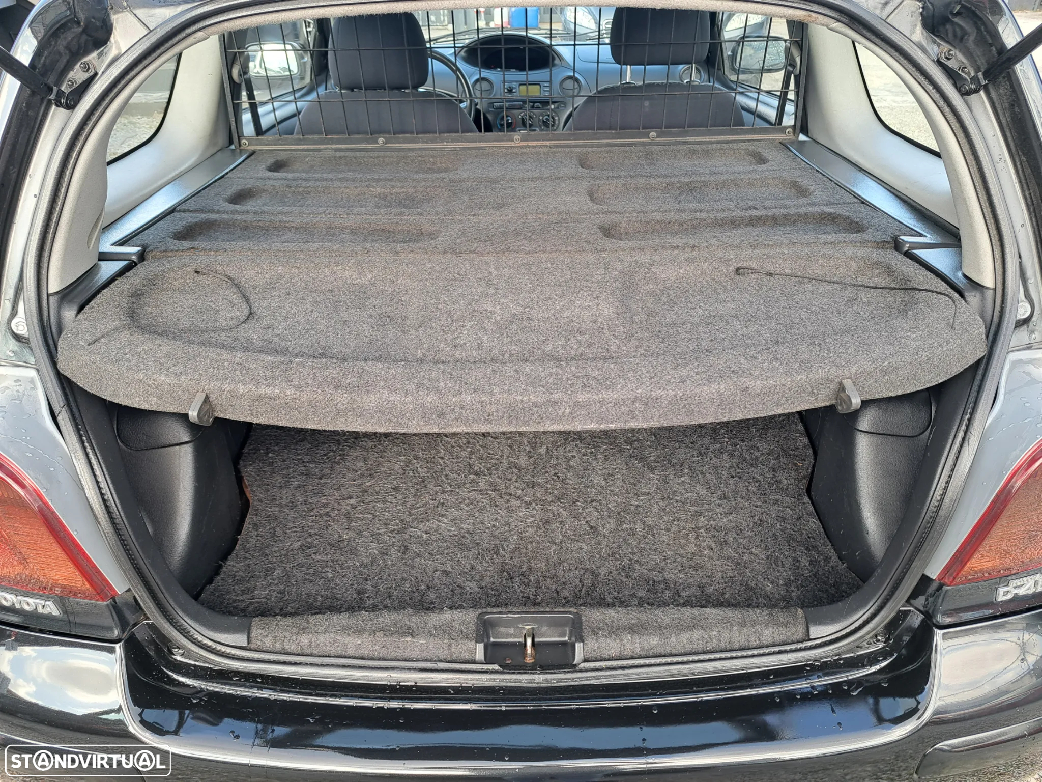 Toyota Yaris 1.4 D-4D Sol AC - 10