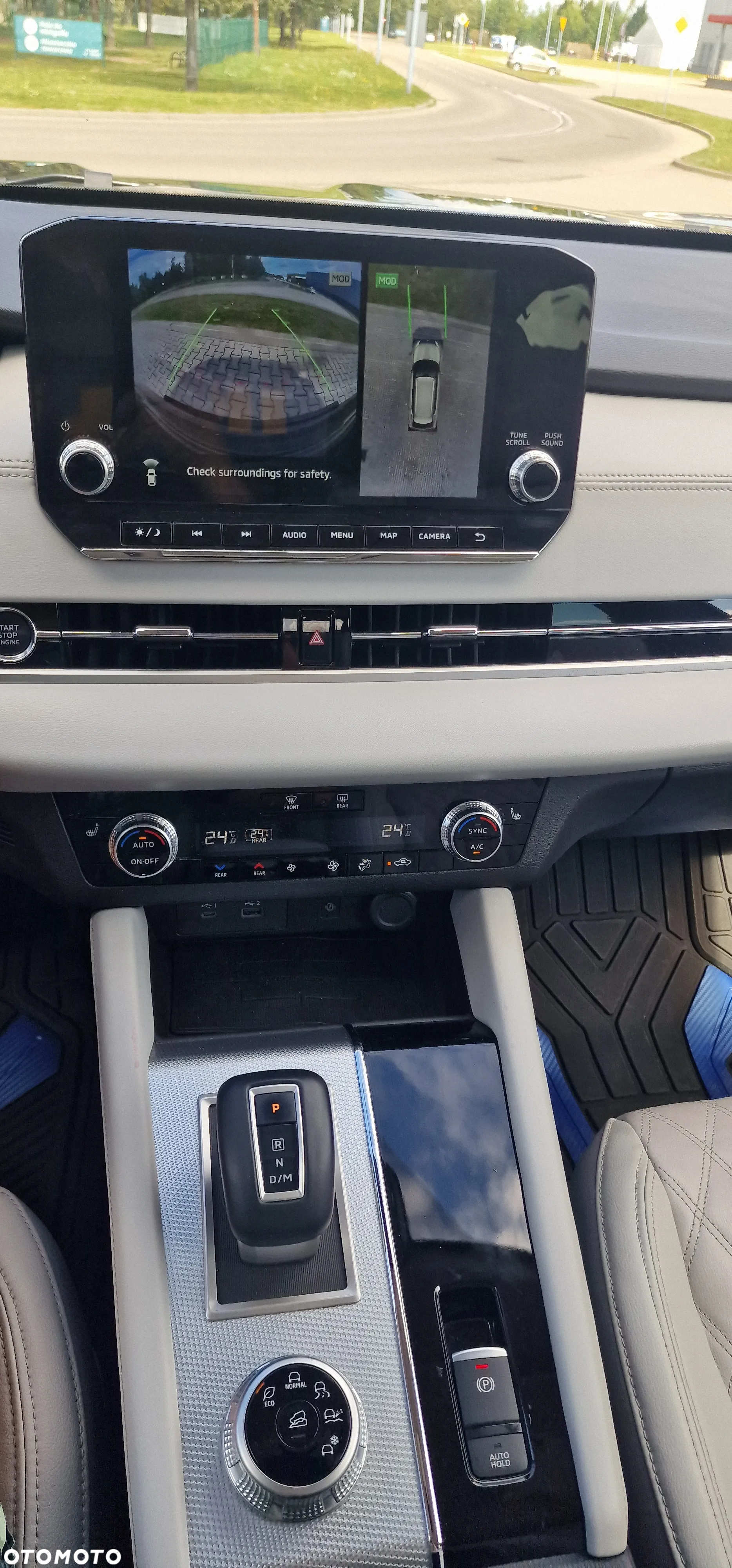 Mitsubishi Outlander - 16