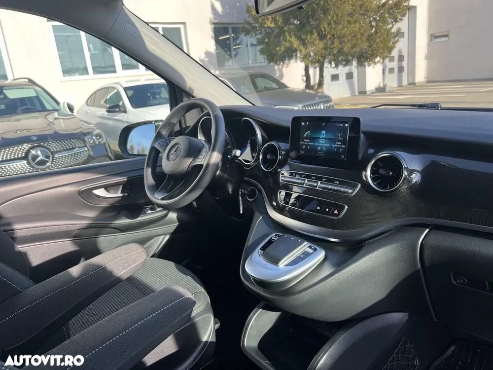 Mercedes-Benz V 220 d Combi Lung 163 CP RWD 9AT - 14