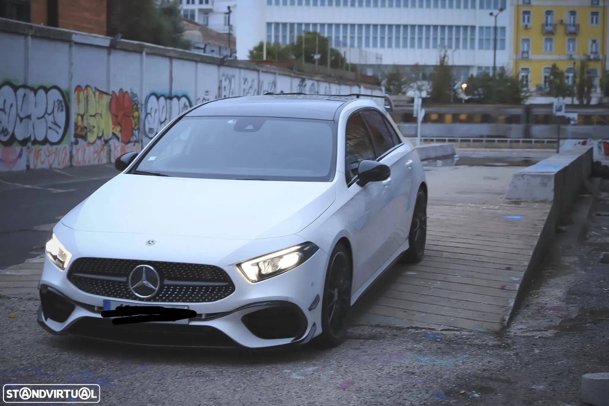 Mercedes-Benz A 200 AMG Line Aut. - 1
