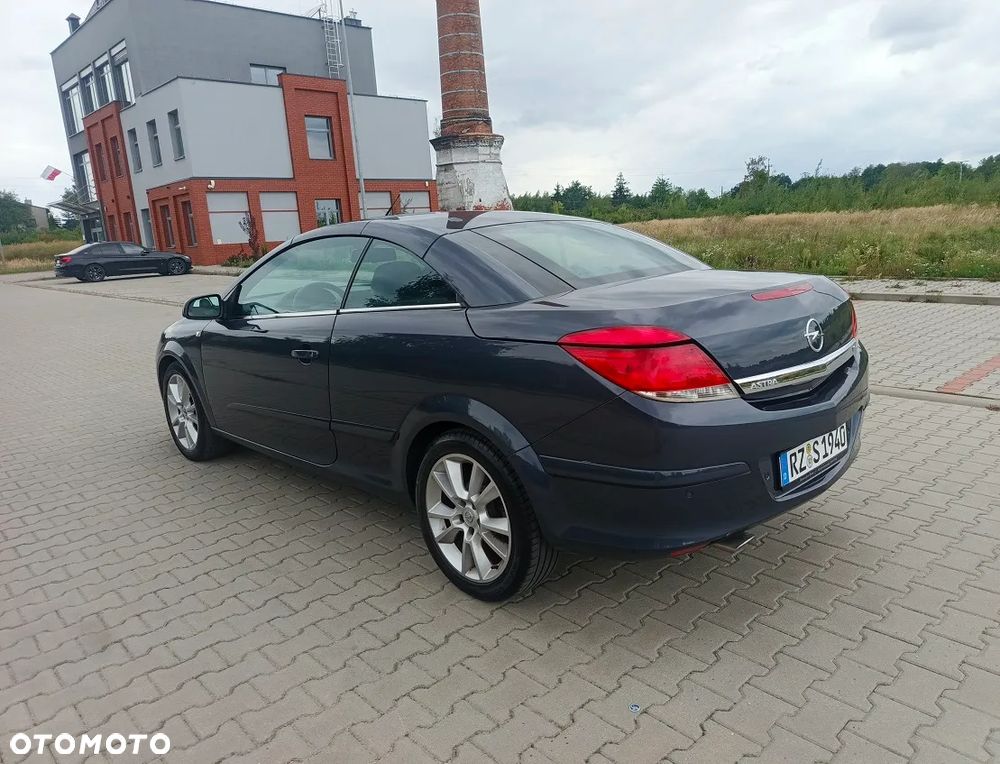 Opel Astra 1.8 Endless Summer - 3