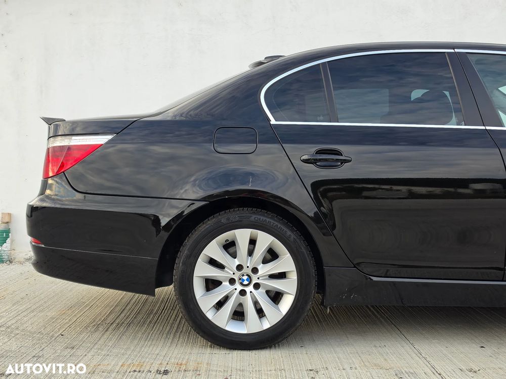 BMW Seria 5 520d Aut. Edition Exclusive - 10
