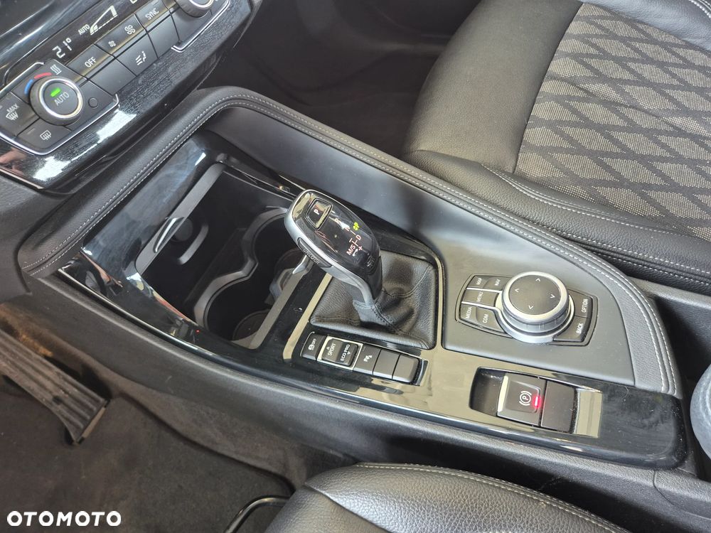 BMW X1 sDrive18i GPF Advantage - 23