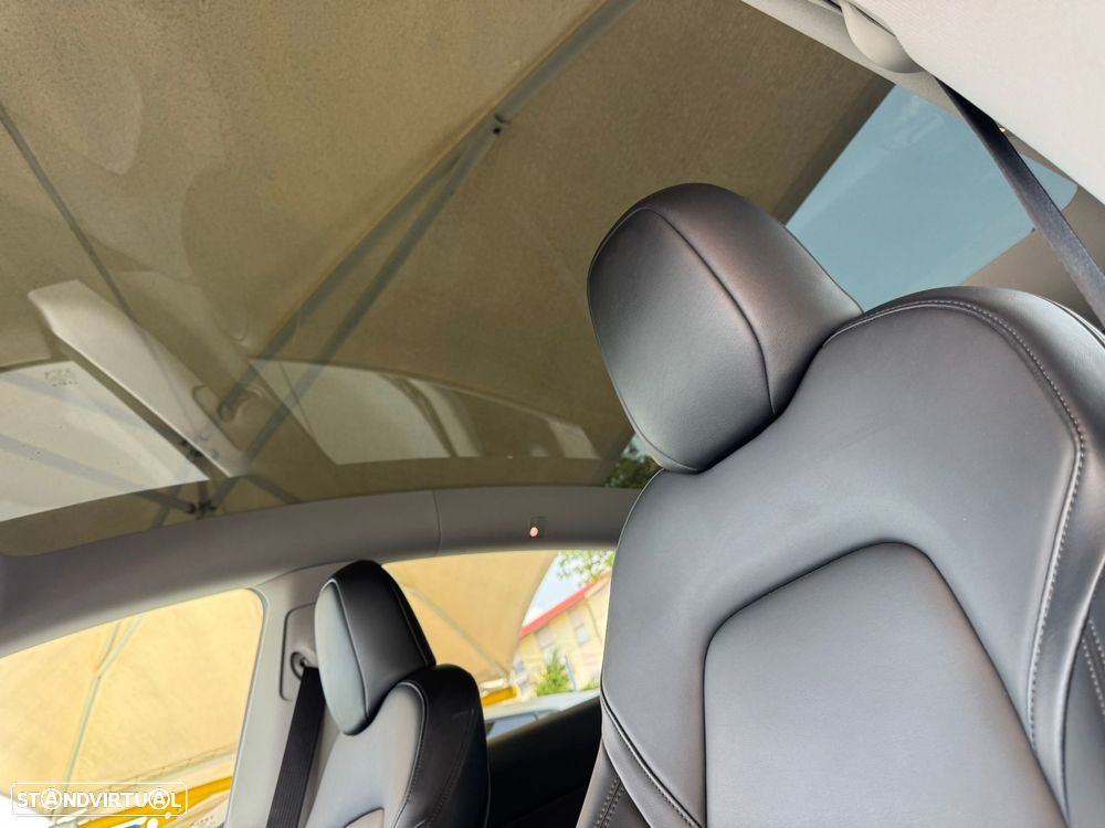 Tesla Model Y Long Range Tração Traseira - 41