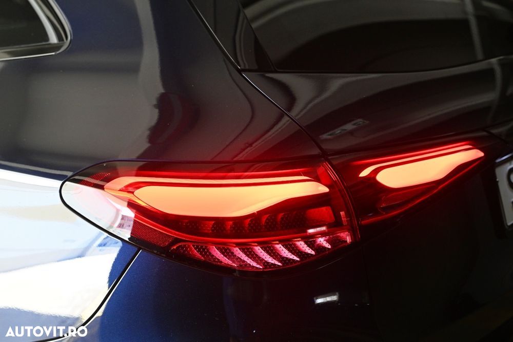 Mercedes-Benz GLC 220 d 4Matic 9G-TRONIC AMG Line Advanced - 21