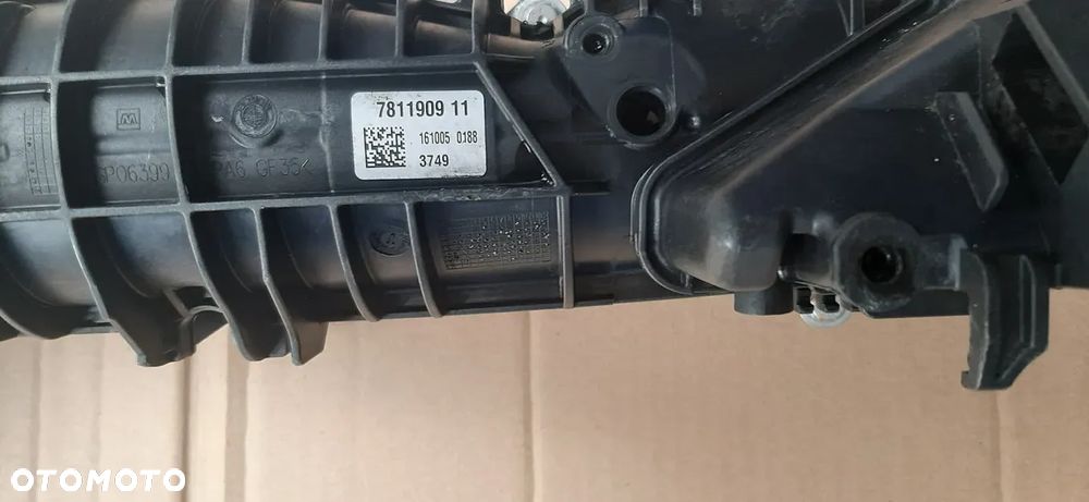 Kolektor ssący BMW F10 F15 F30 3l.d 7811909-11 - 2