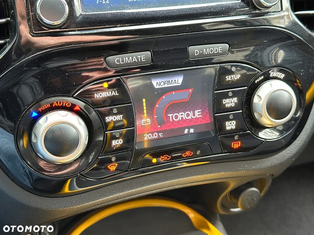 Nissan Juke 1.6 DIG-T N-Connecta 4WD Xtronic EU6 - 21