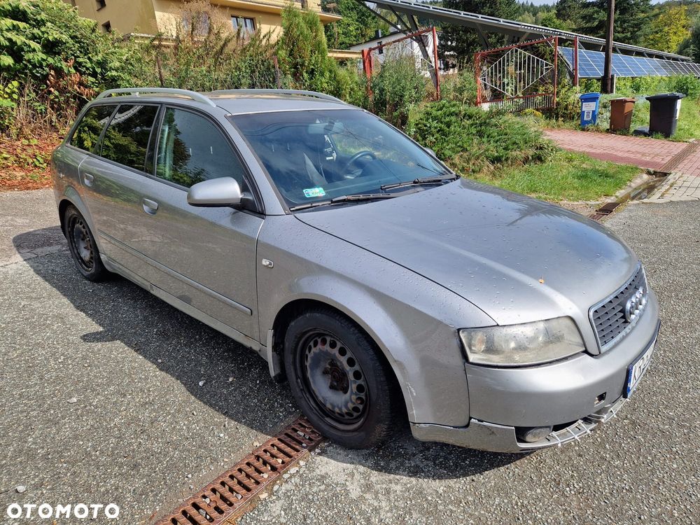Audi A4 Avant - 4