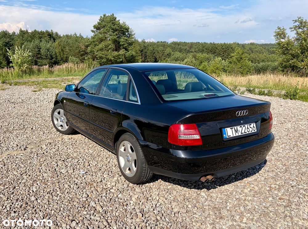 Audi A4 Limousine 1.8T - 3