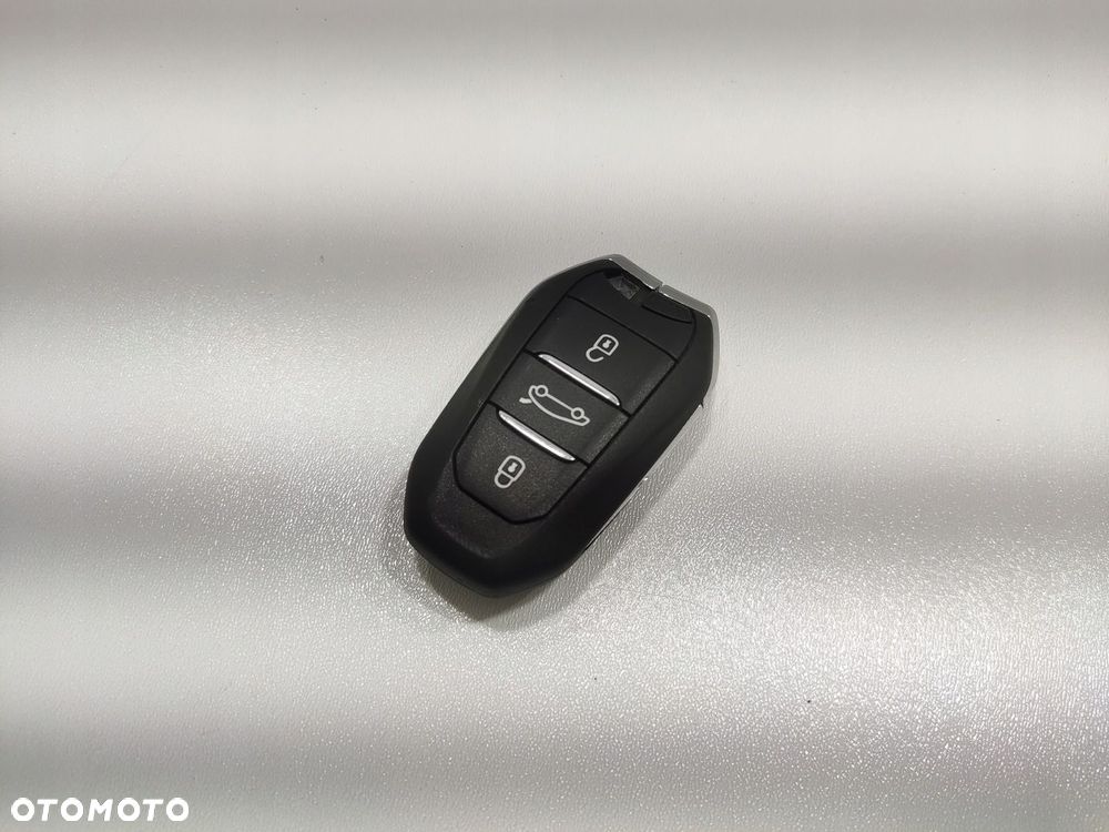 KLUCZYK PILOT OBUDOWA OPEL CORSA E-CORSA F 9833213280 2019-2024 - 2