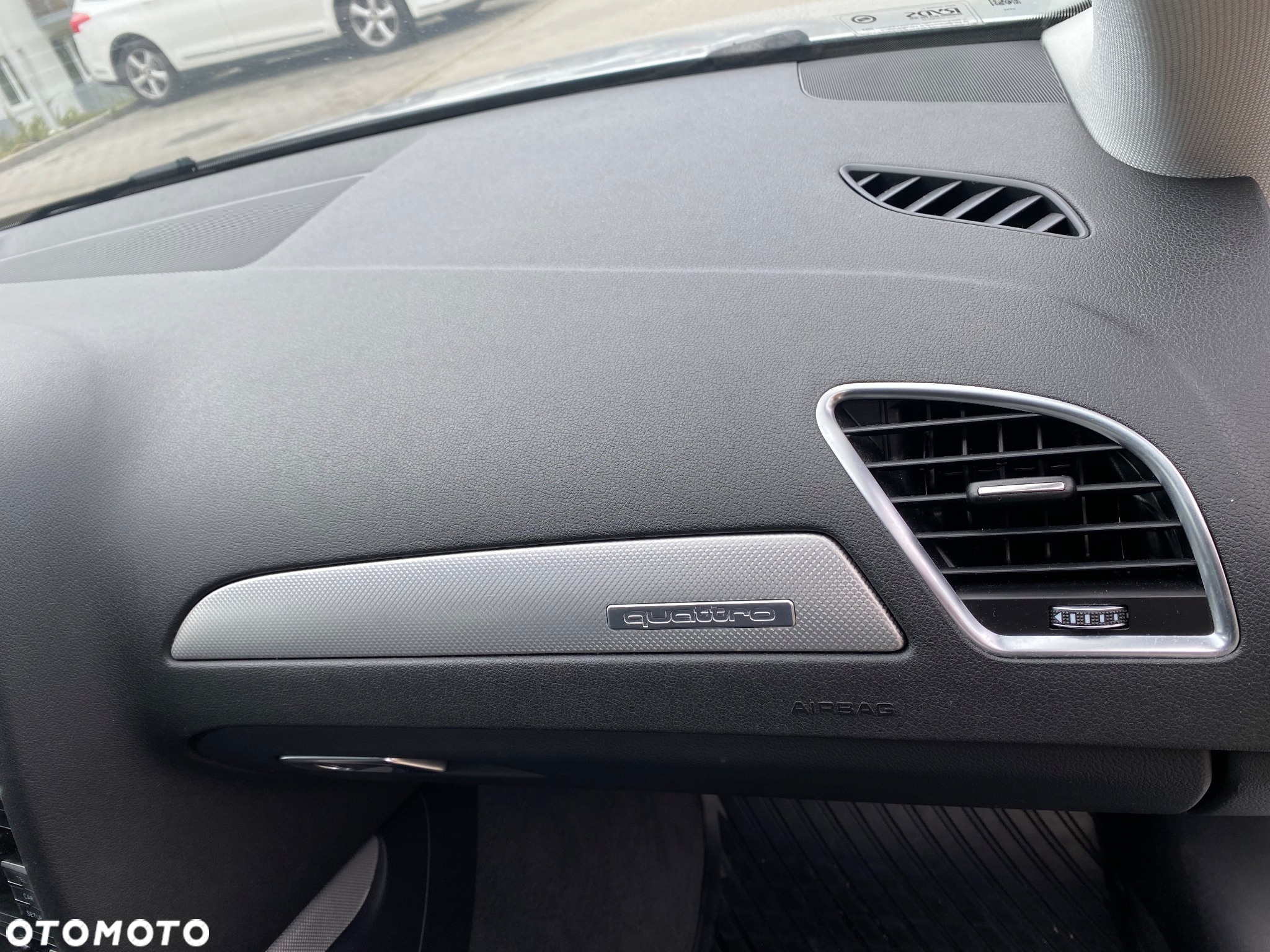 Audi A4 Avant 2.0 TDI DPF quattro S tronic Ambiente - 19