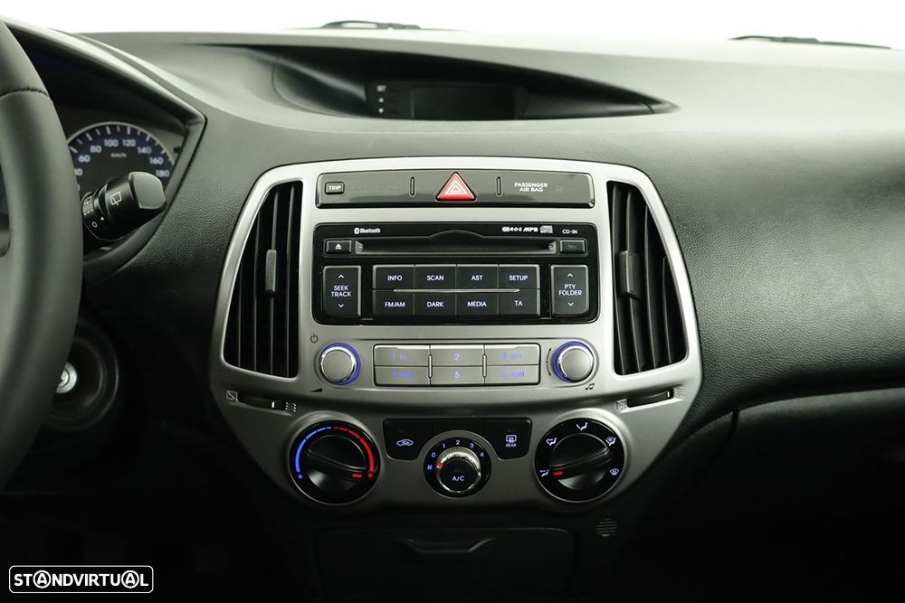 Hyundai i20 1.2 Blue Comfort+Pack Look+JLL16 - 8