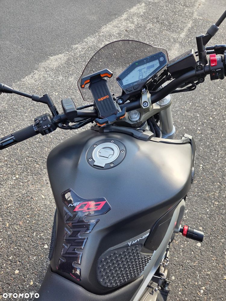 Yamaha MT - 3