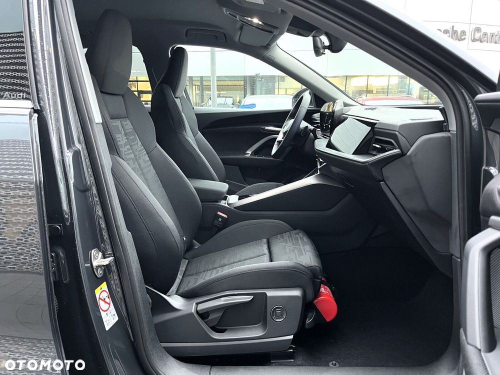 Audi Q5 Sportback - 16