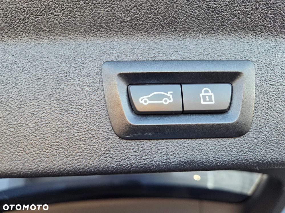 BMW X3 xDrive20i xLine - 20