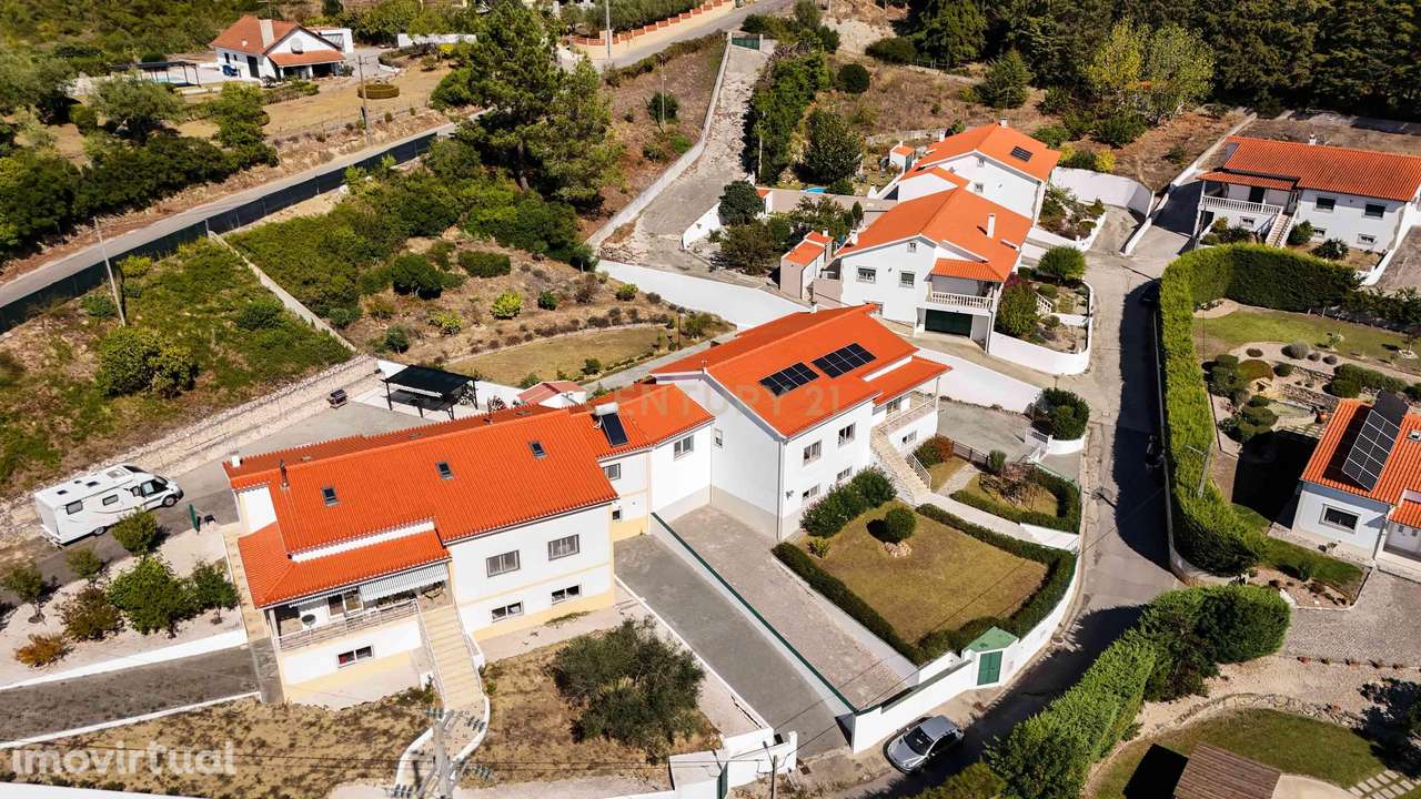 Moradia Eficiente Energeticamente com Padrões Escandinavos | Chiqueda - Grande imagem: 4/35