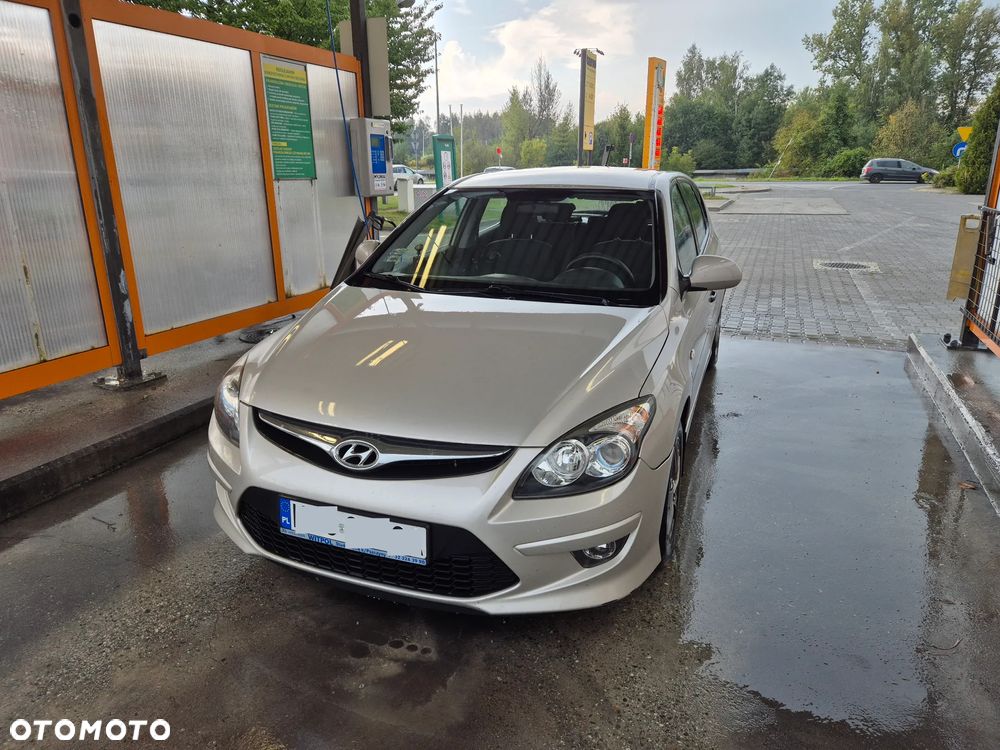 Hyundai i30 1.4 Comfort - 1