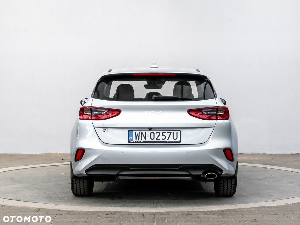 Kia Ceed 1.5 T-GDI M - 8