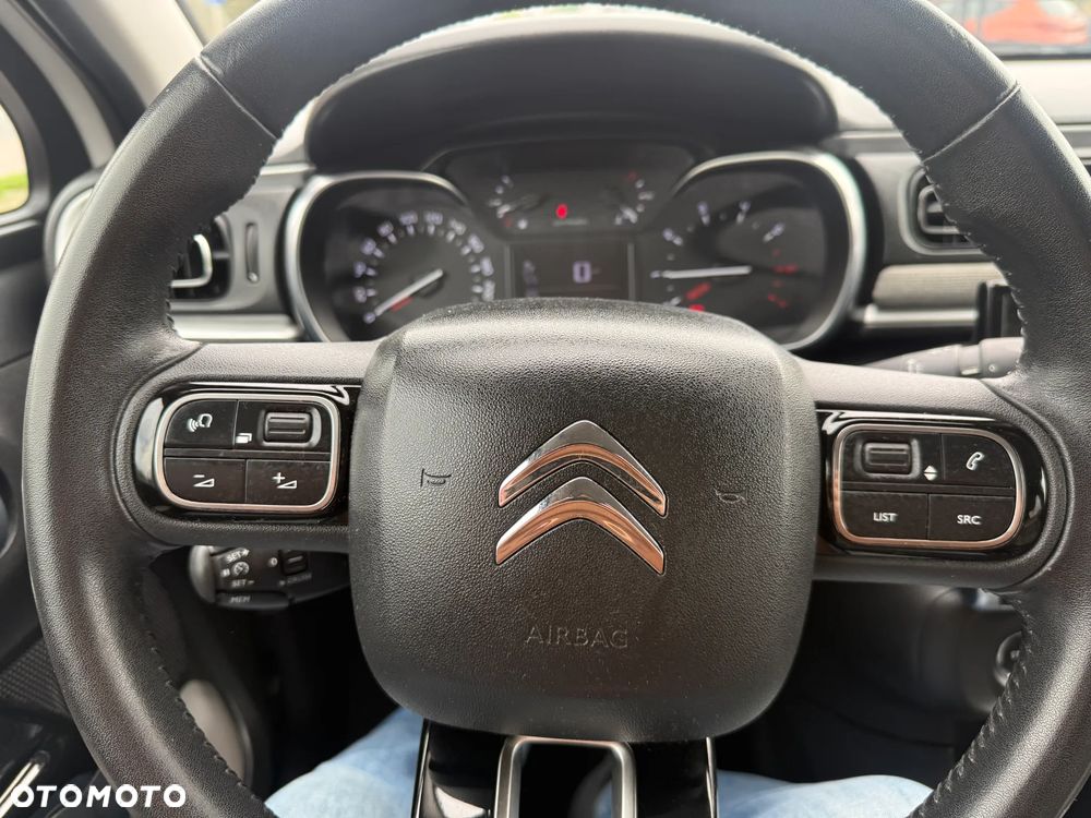 Citroën C3 Pure Tech 82 SHINE - 27