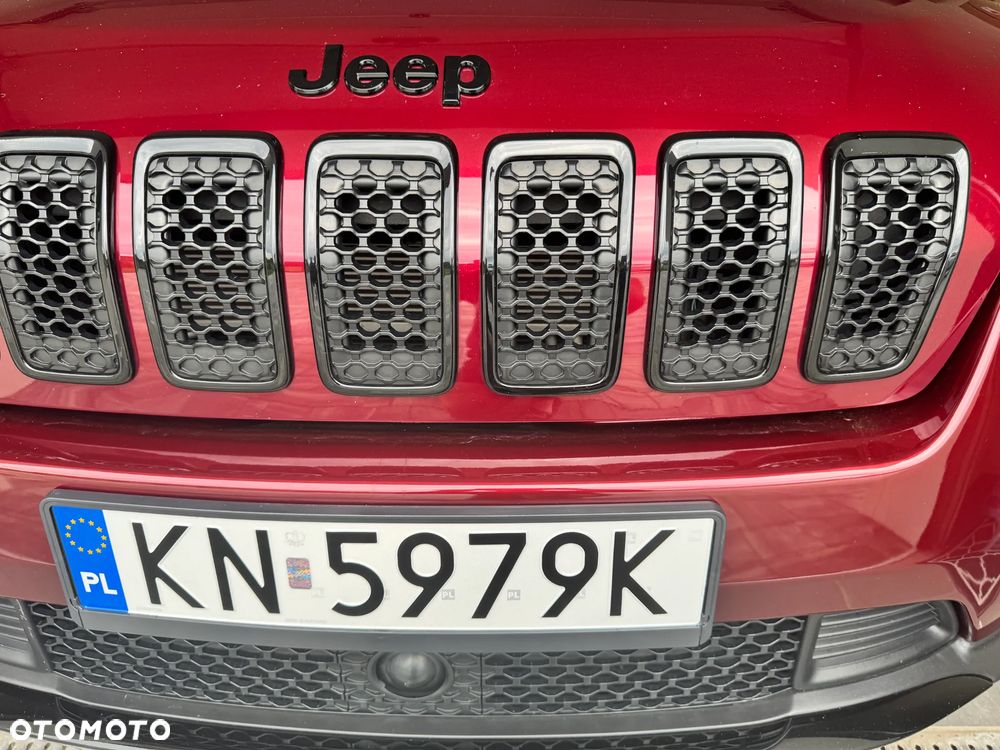 Jeep Cherokee - 8