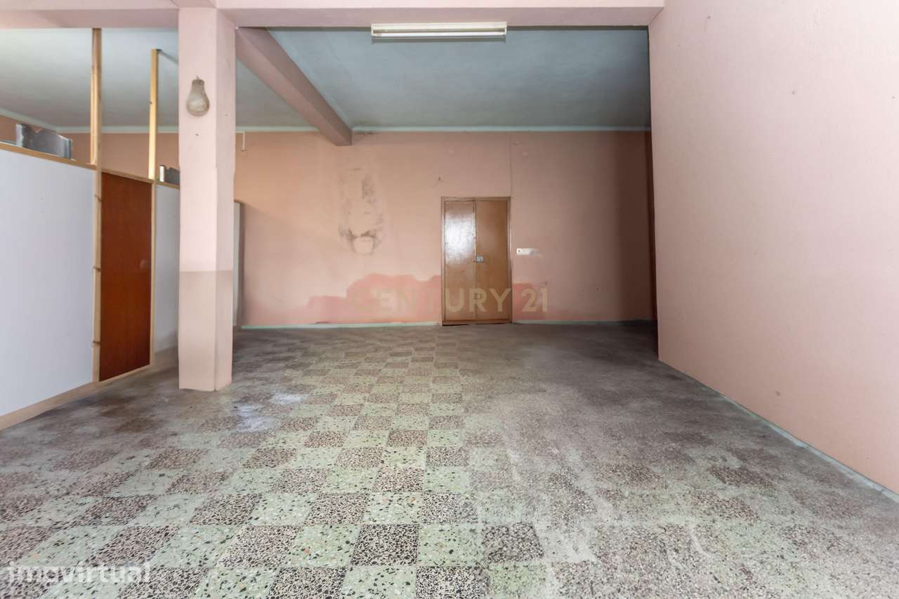 Crie o Seu Negócio ou apartamento com quintal - Grande imagem: 2/24