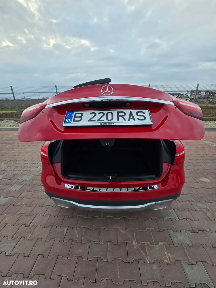 Mercedes-Benz GLA 220 4MATIC 7G-DCT - 14