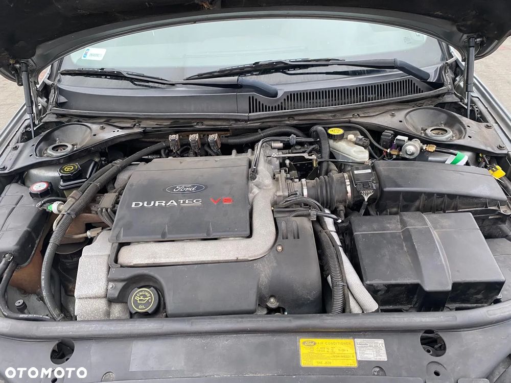 Ford Mondeo 2.5 Turnier V6 Ghia - 7