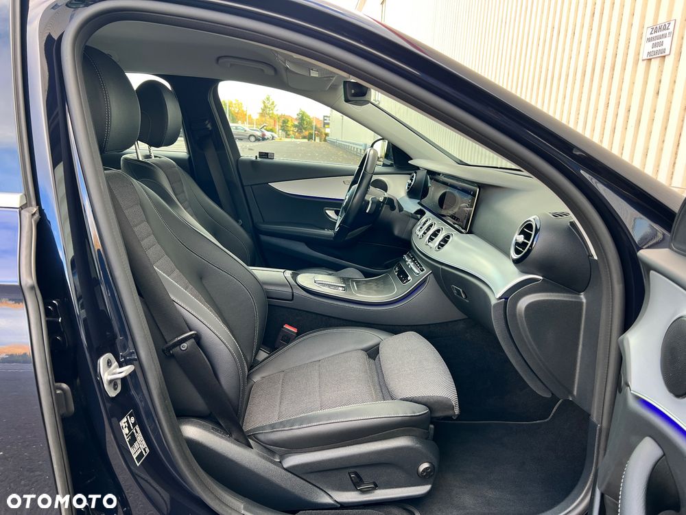 Mercedes-Benz Klasa E 220 d 9G-TRONIC Avantgarde - 19
