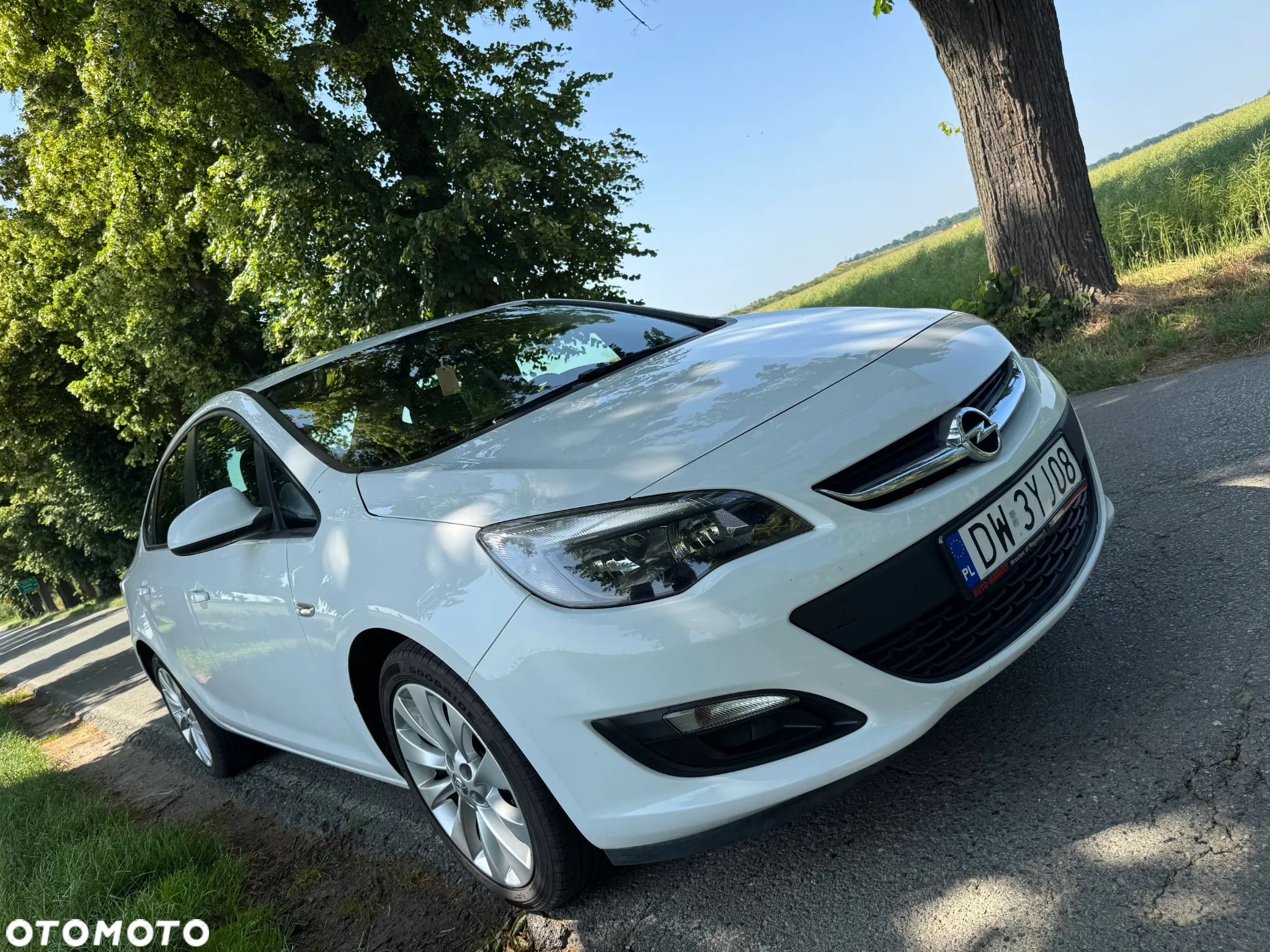 Opel Astra IV 1.4 T Active - 10