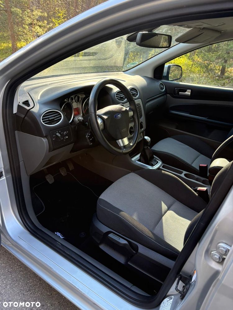 Ford Focus 1.6 TDCi DPF Style+ - 19