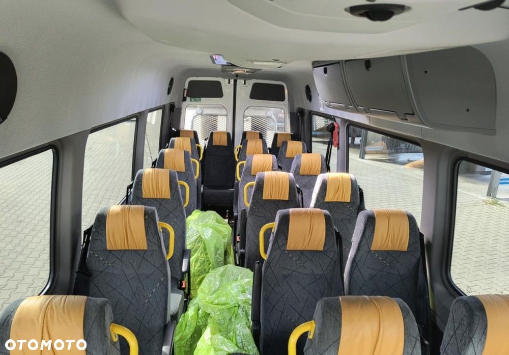 Volkswagen CRAFTER - 9